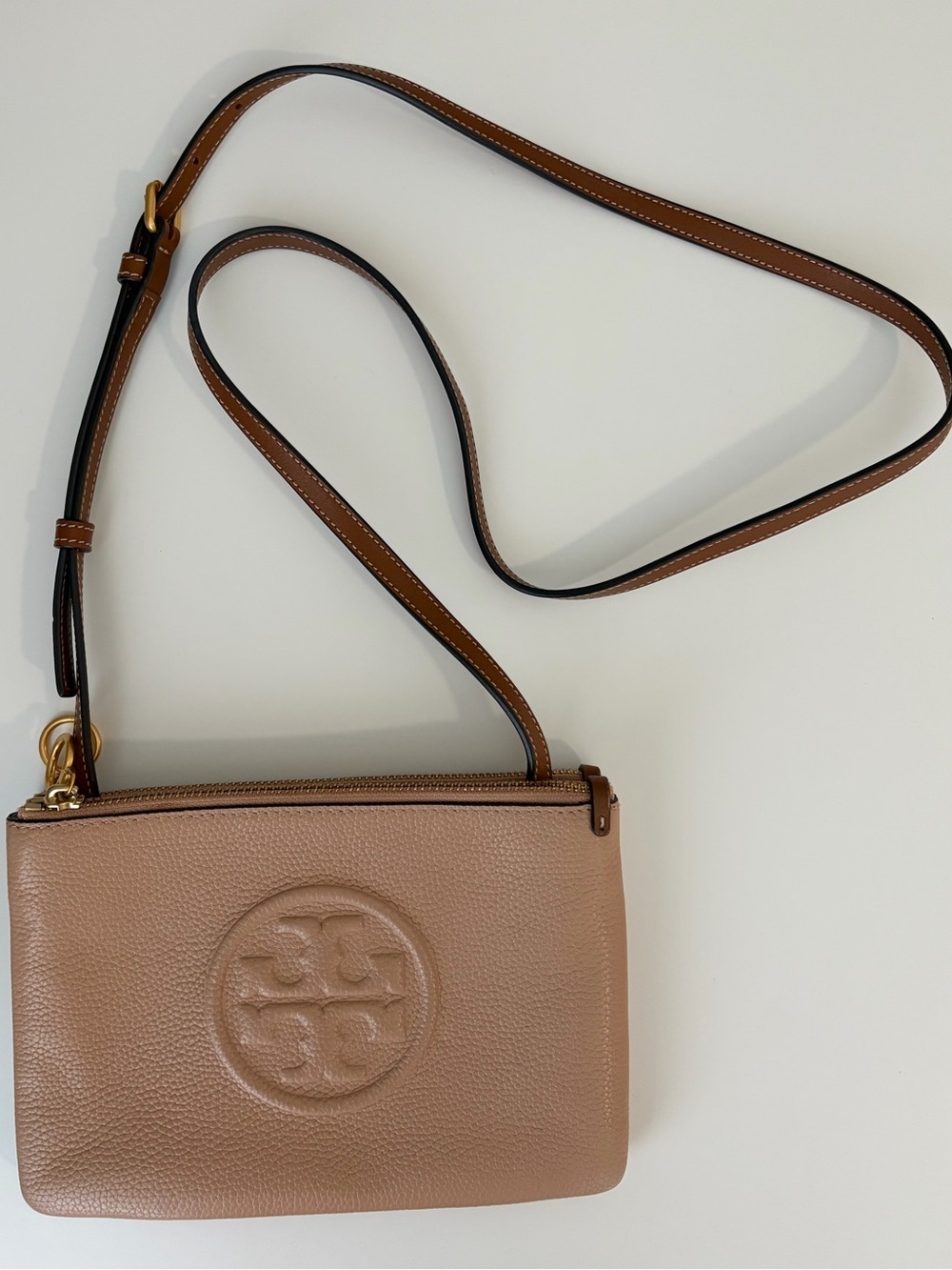 Tory Burch Pebbled Leather Crossbody in Camel/Tan